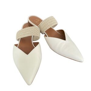 Malone Souliers Maisie Cream Flat Mules Pointed Toe Leather Sandal Made in Italy
